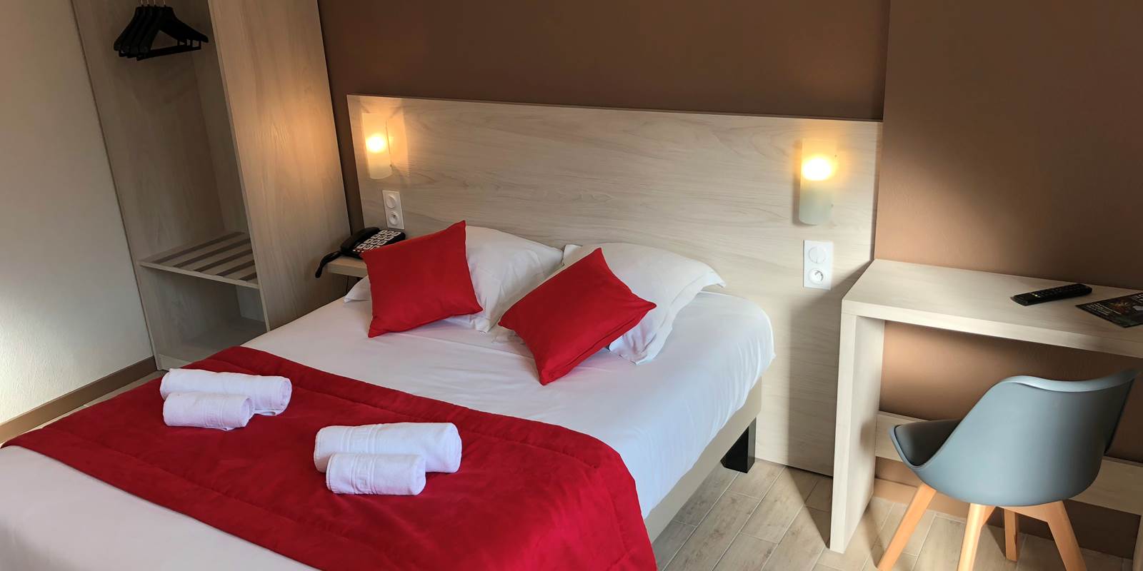 Chambre double Patio, rénovée, accessible aux personnes à mobilité réduite, climatisée